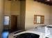 Casa à venda com 3 dormitórios no bairro Vila Assis em Jaú - SP
