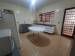 Casa à venda com 3 dormitórios no bairro Vila Industrial em Jaú - SP